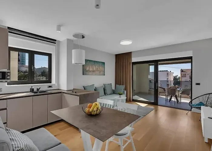 Jelena 1 - Exklusiv 3* 马卡尔斯卡